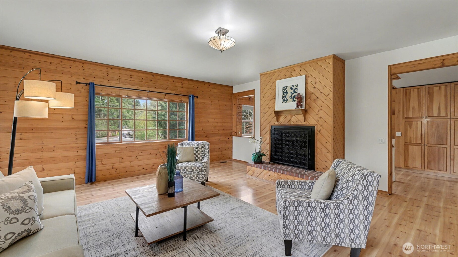 11329 Newcastle Way Property Photo 8