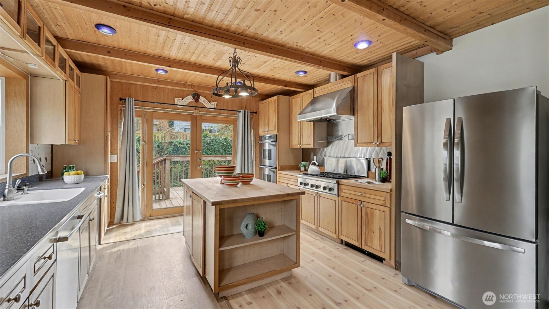 11329 Newcastle Way Property Photo 14