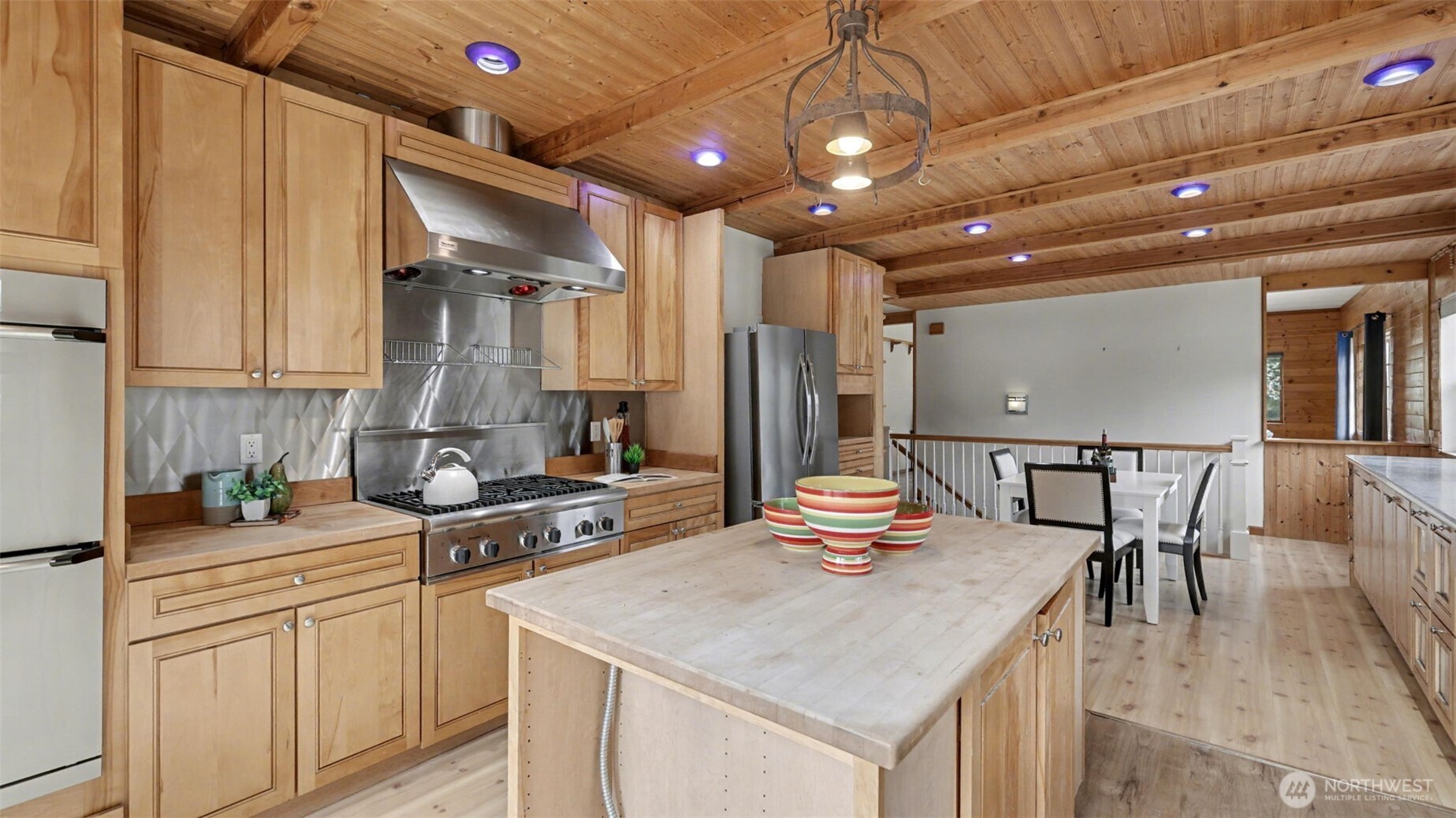 11329 Newcastle Way Property Photo 16