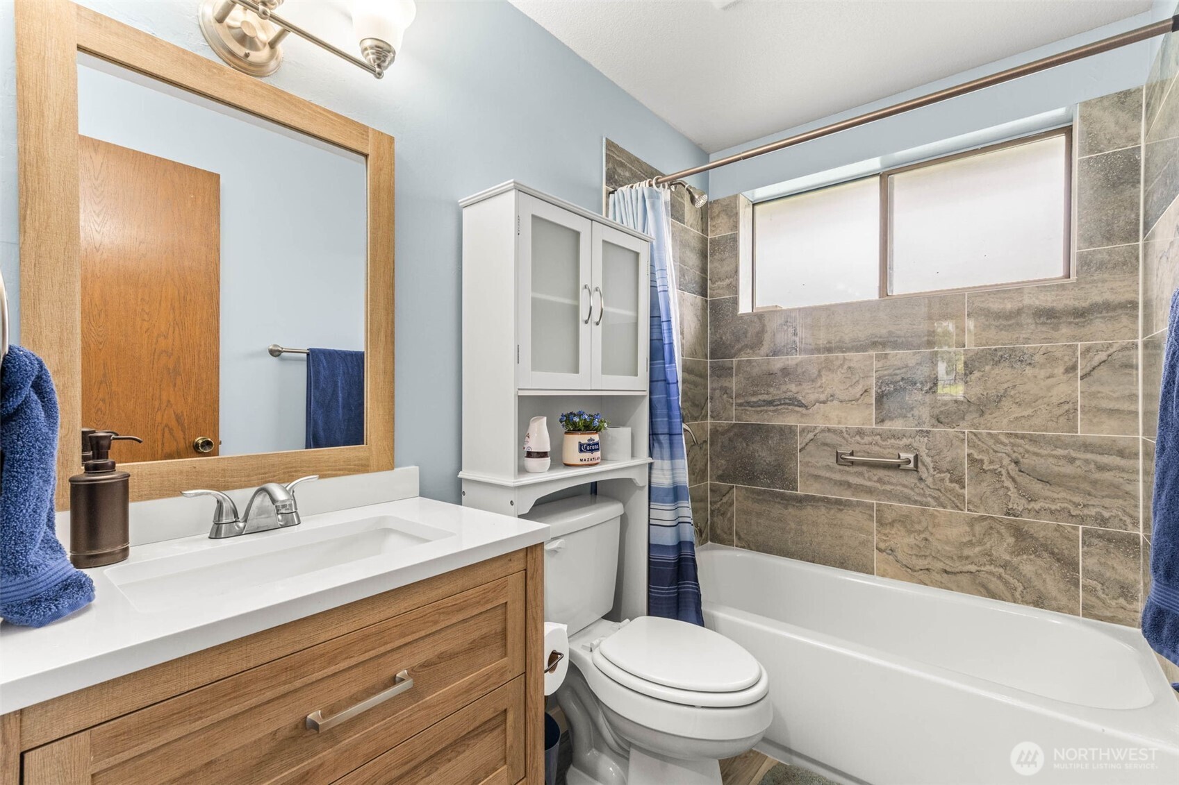 10023 Whitecap Drive Property Photo 13