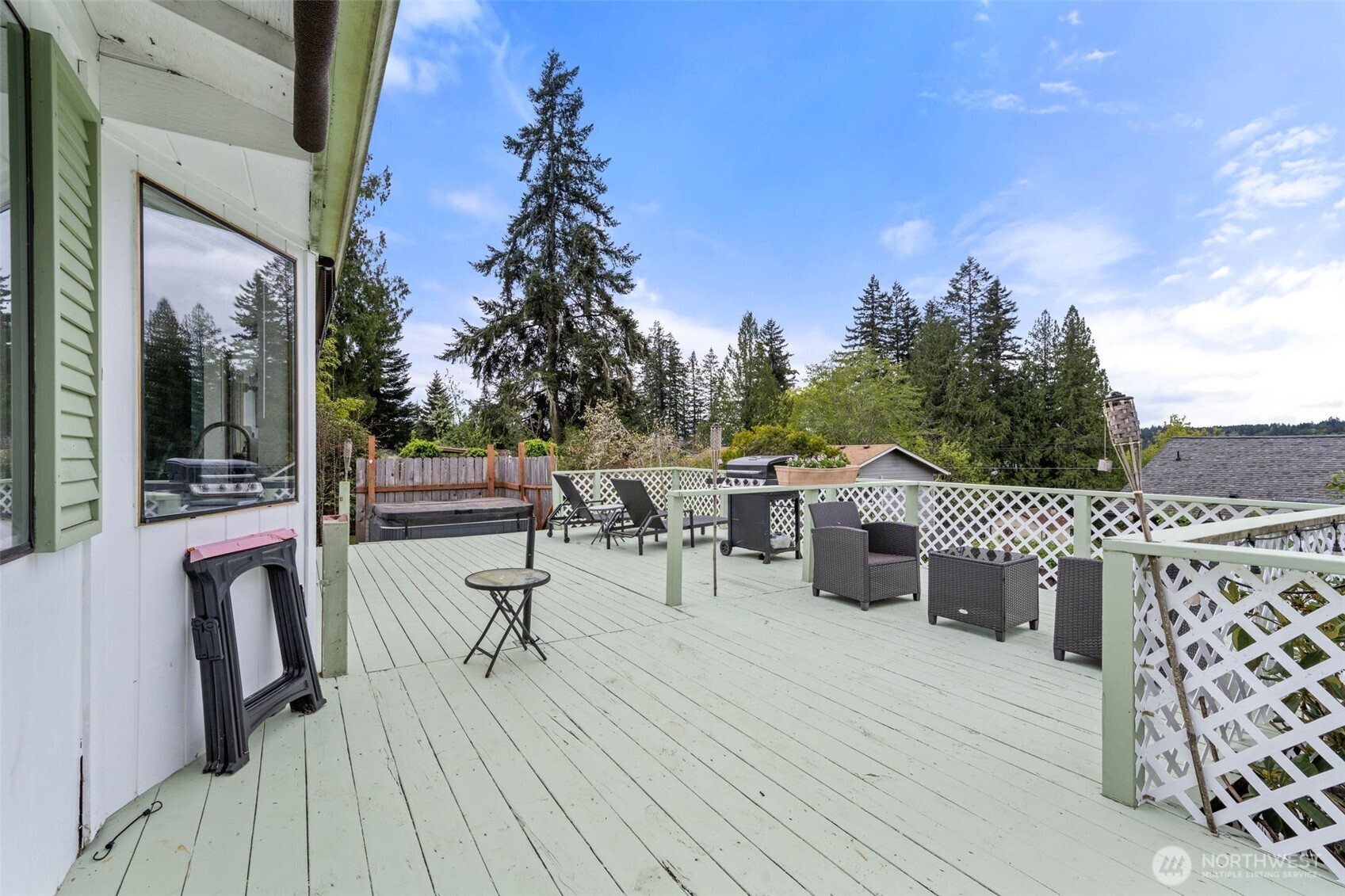 10023 Whitecap Drive Property Photo 21