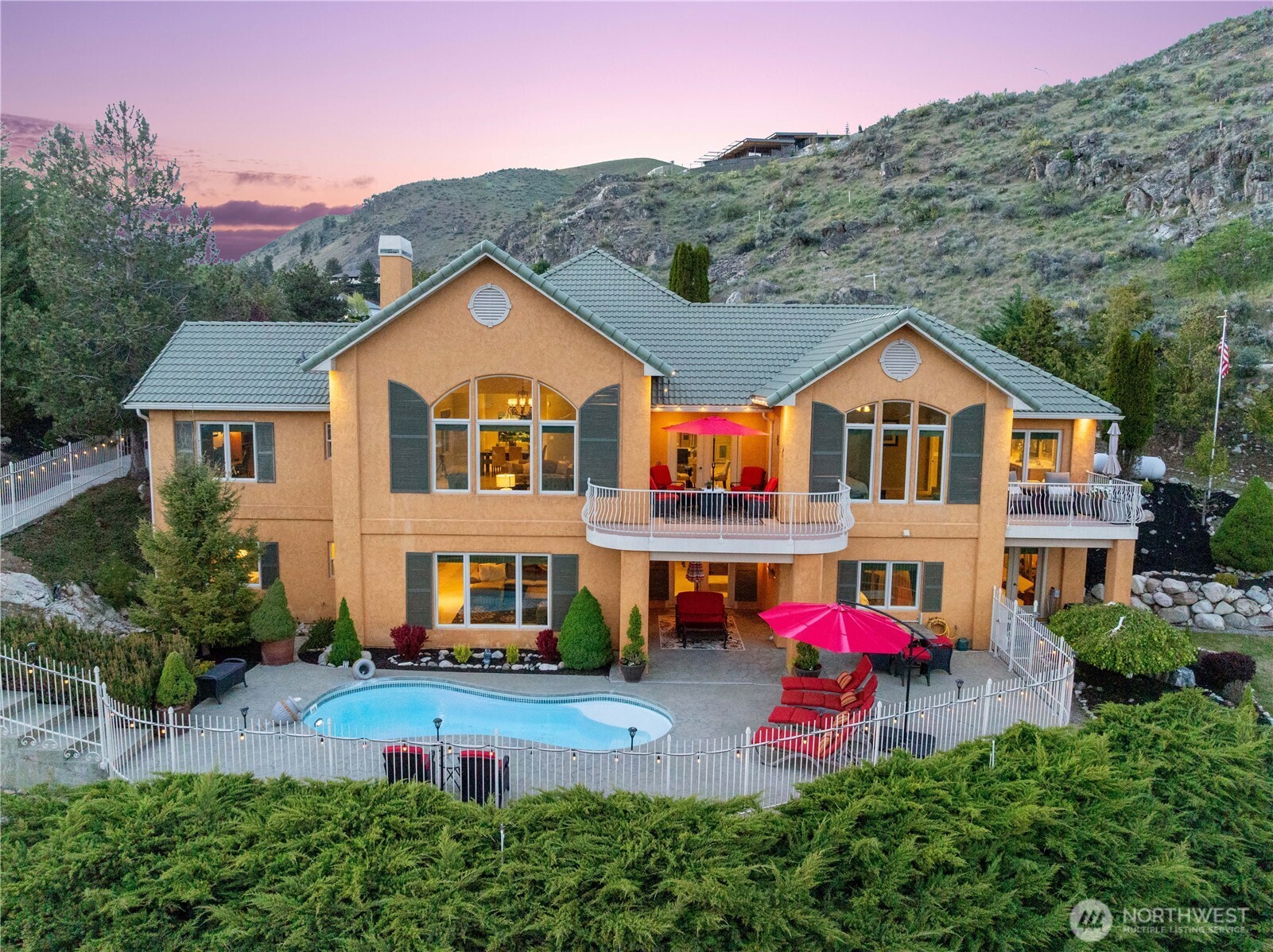 146 Long Drive Property Photo 1
