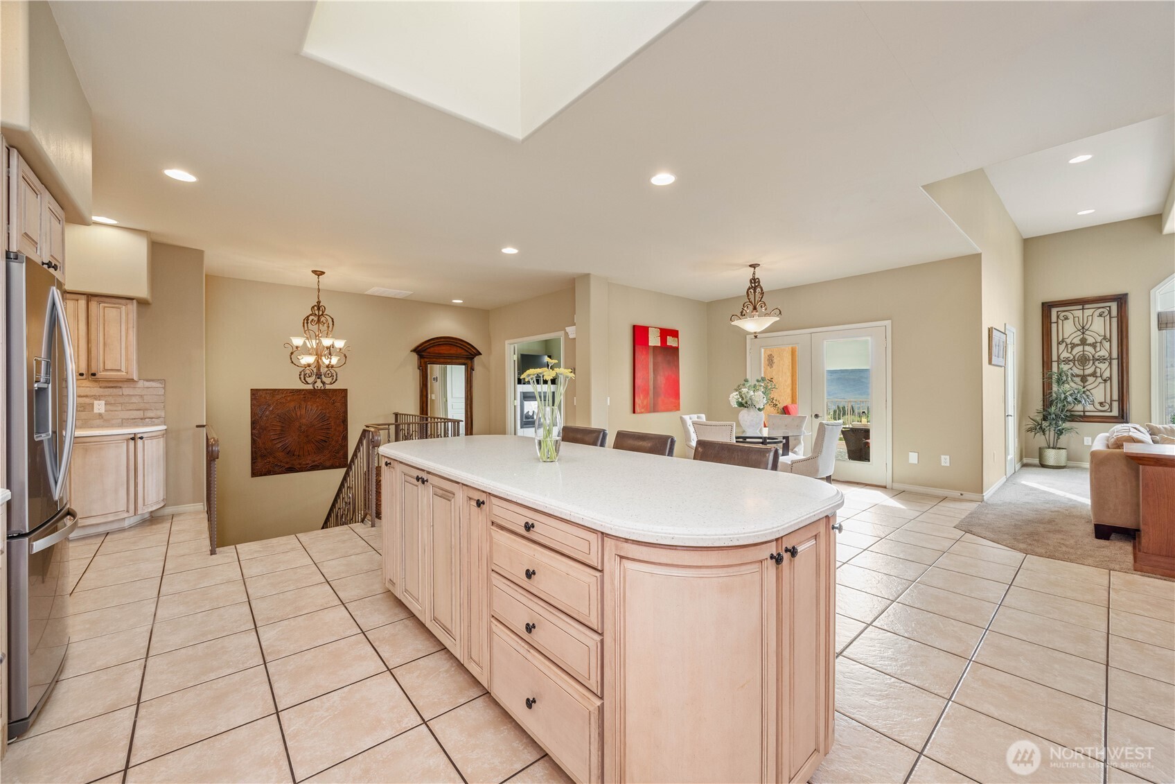 146 Long Drive Property Photo 8