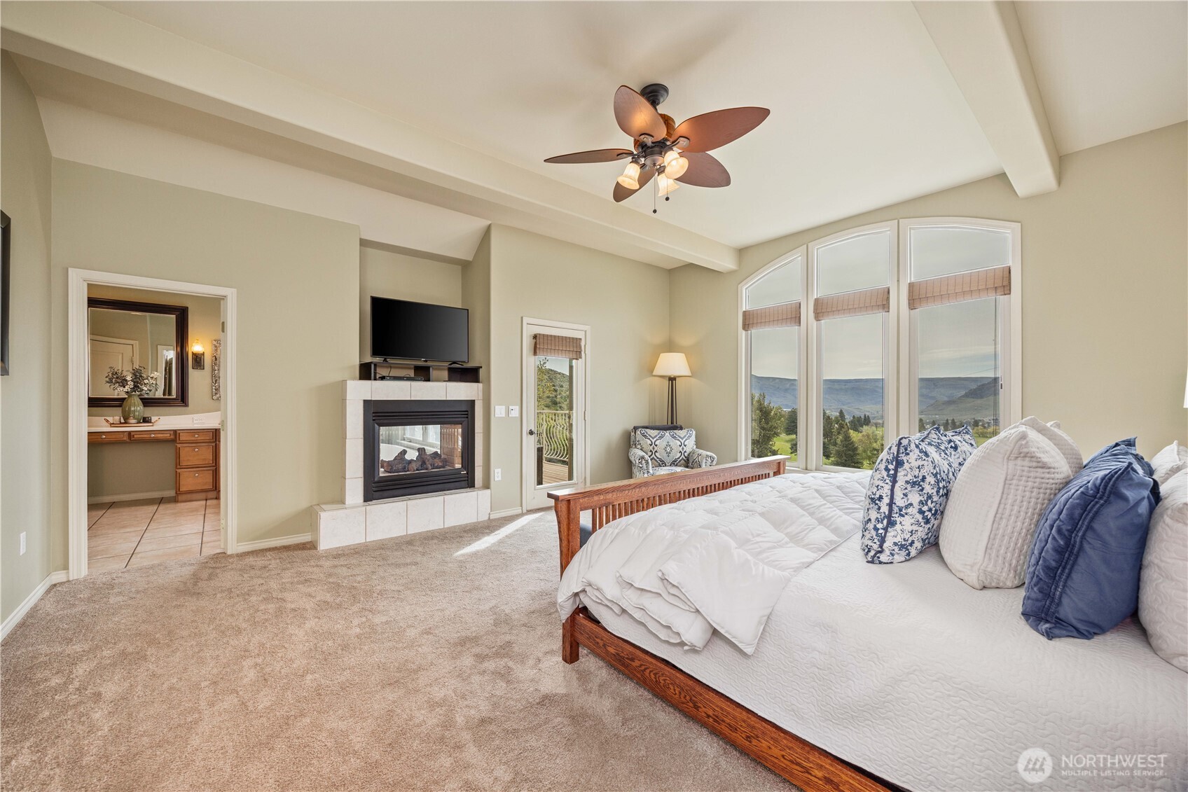 146 Long Drive Property Photo 17