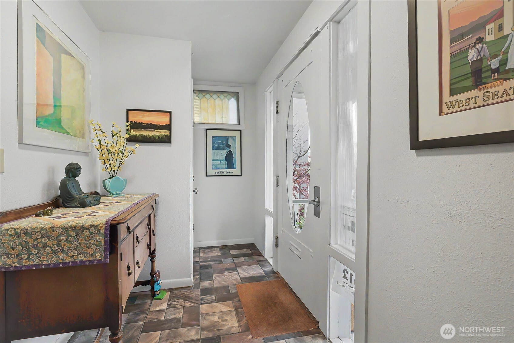 612 N Oakes Street Property Photo 3