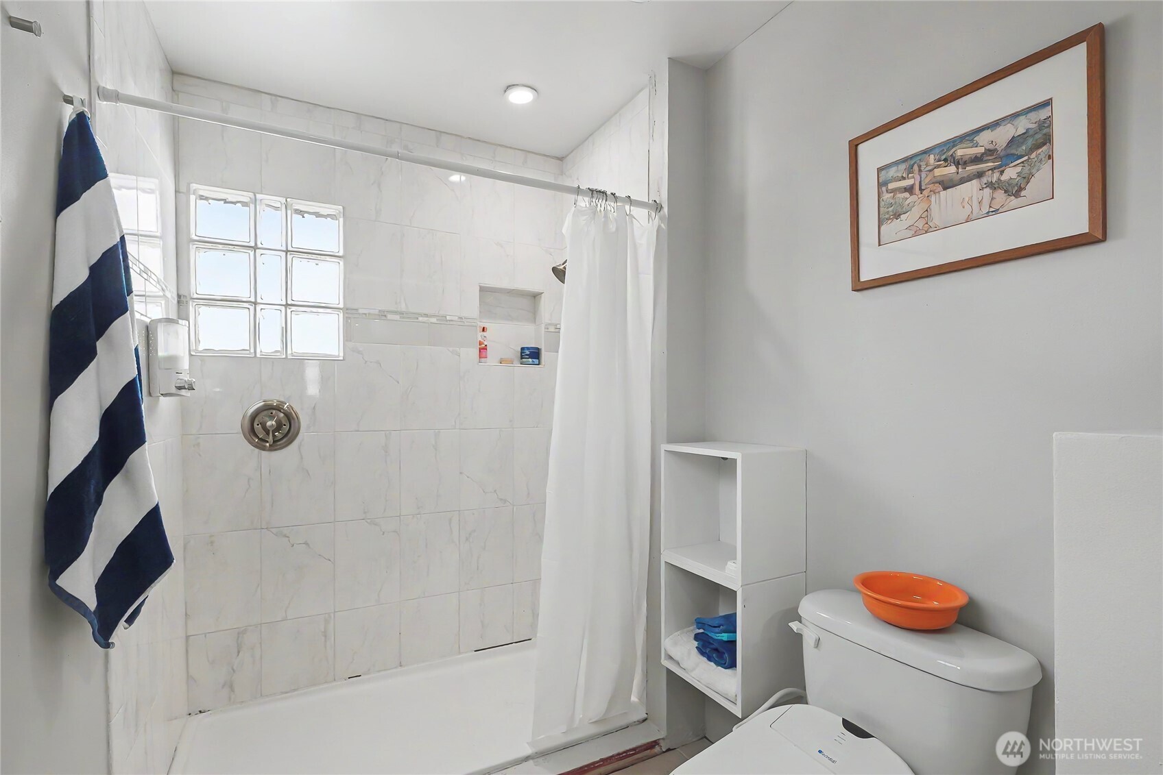 612 N Oakes Street Property Photo 11