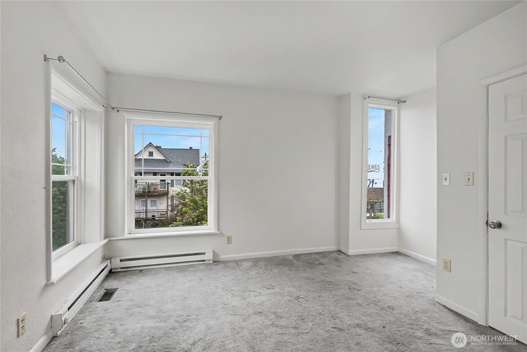 612 N Oakes Street Property Photo 16