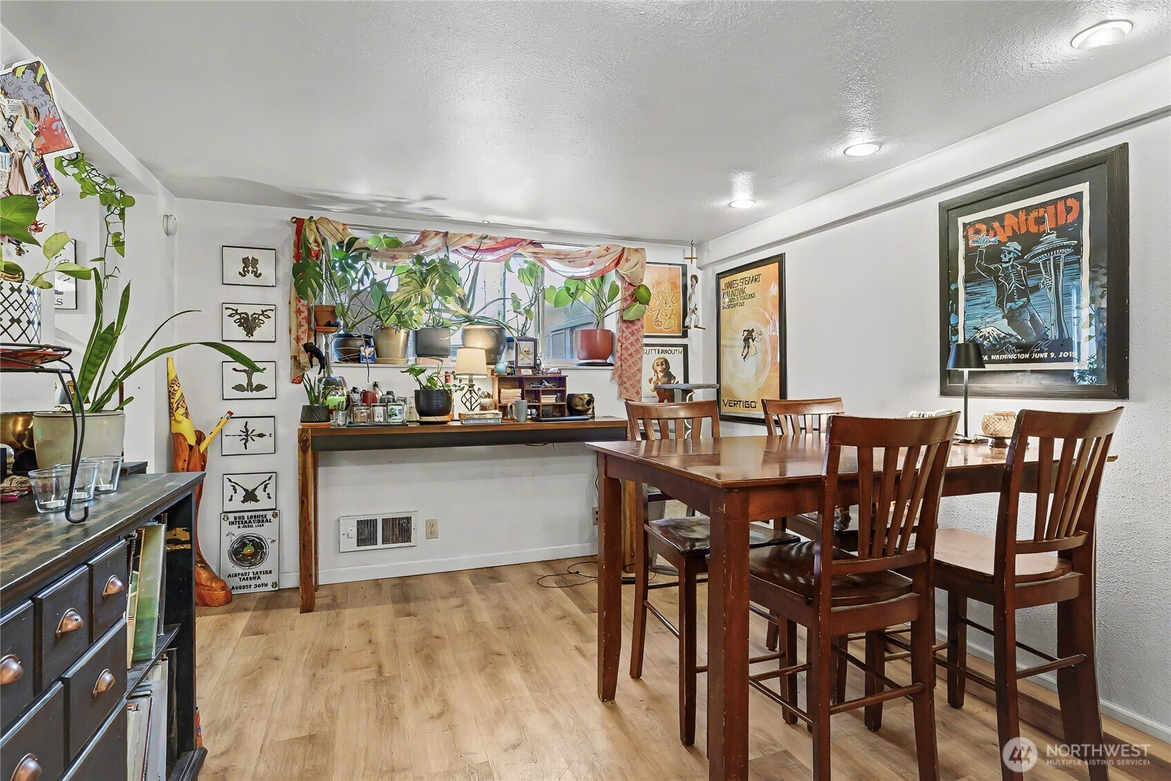 612 N Oakes Street Property Photo 27