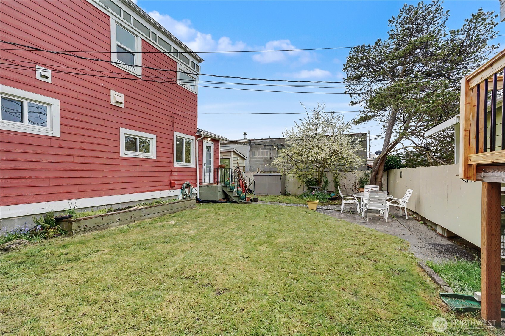 612 N Oakes Street Property Photo 35