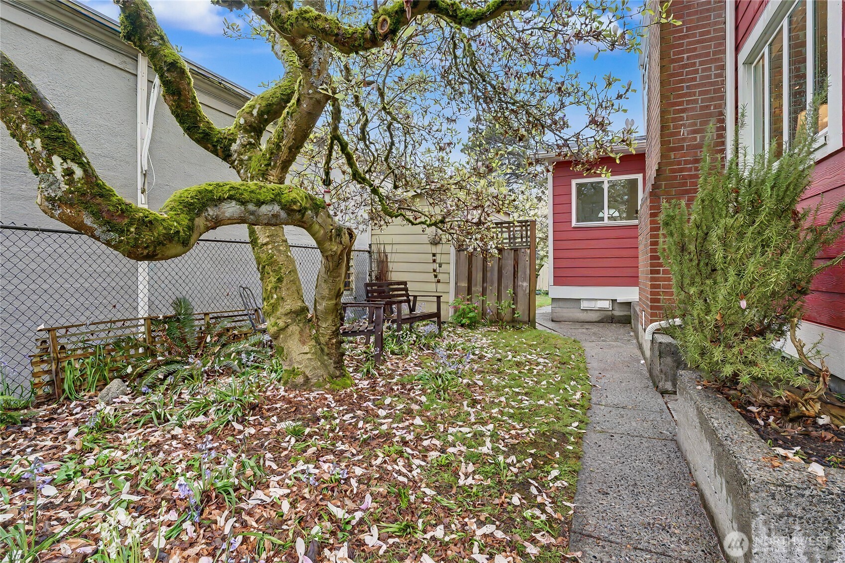 612 N Oakes Street Property Photo 36