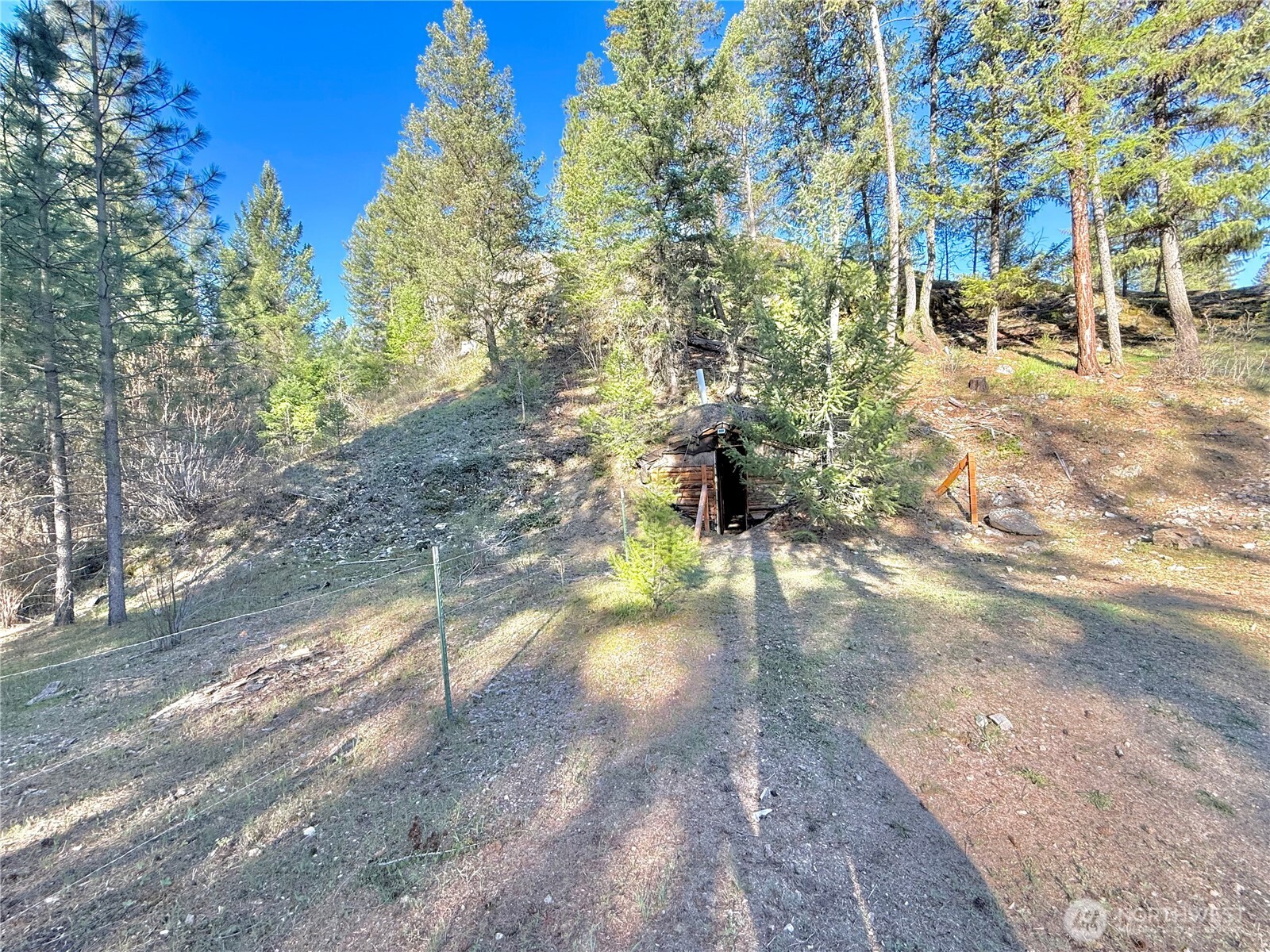 1092 Aeneas Valley Road Property Photo 16