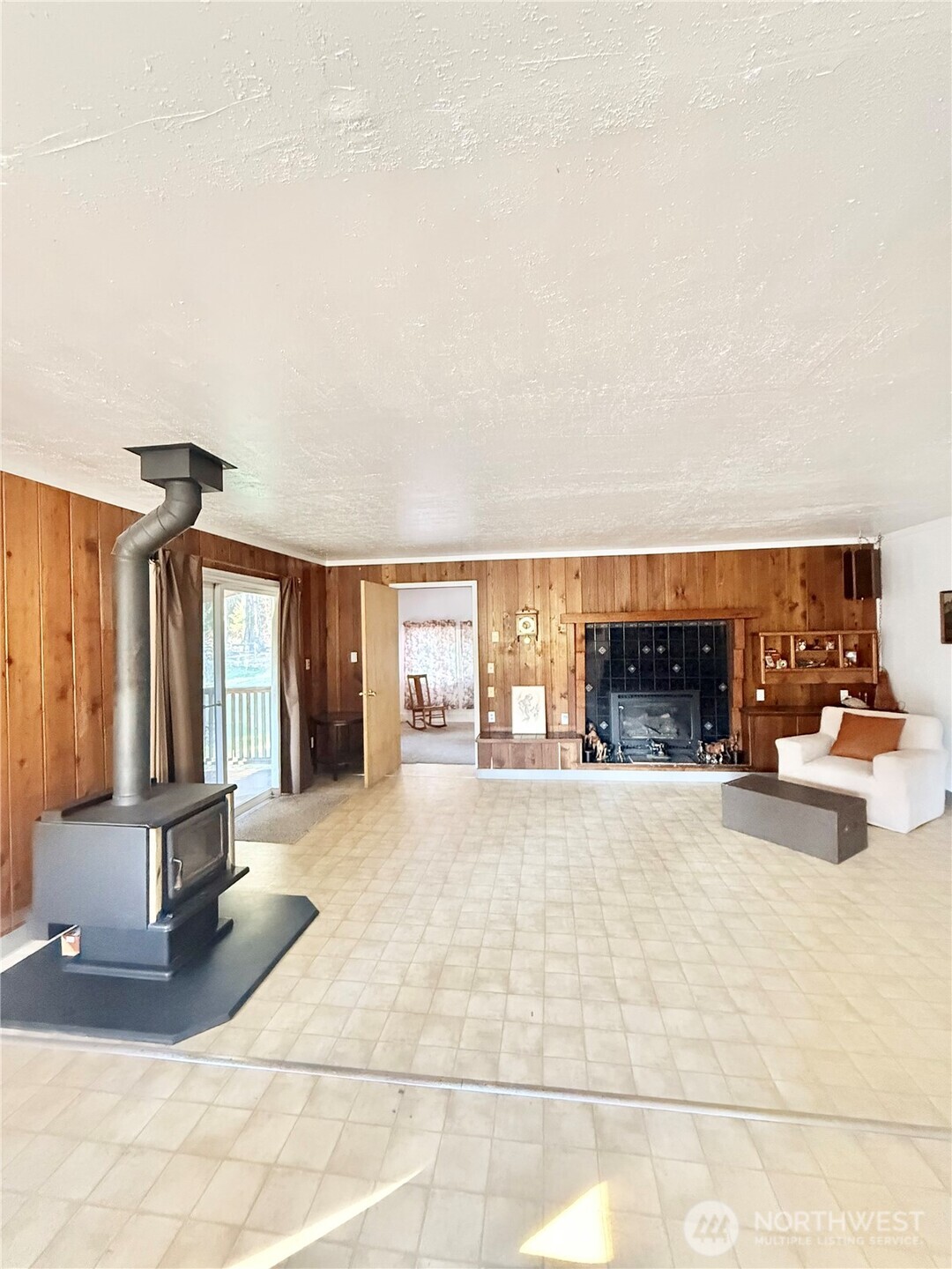 1092 Aeneas Valley Road Property Photo 19