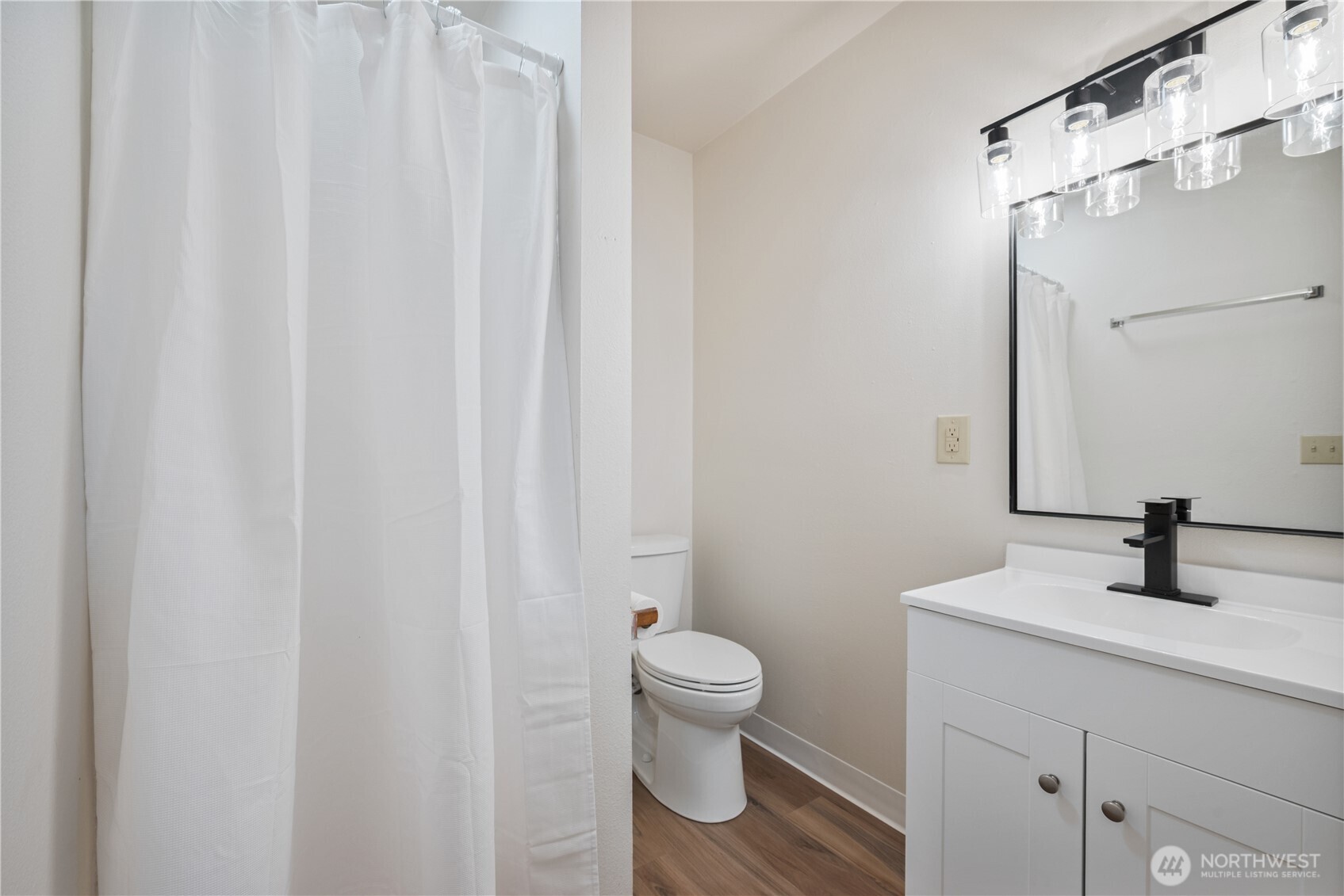 1123 7th Avenue Property Photo 12