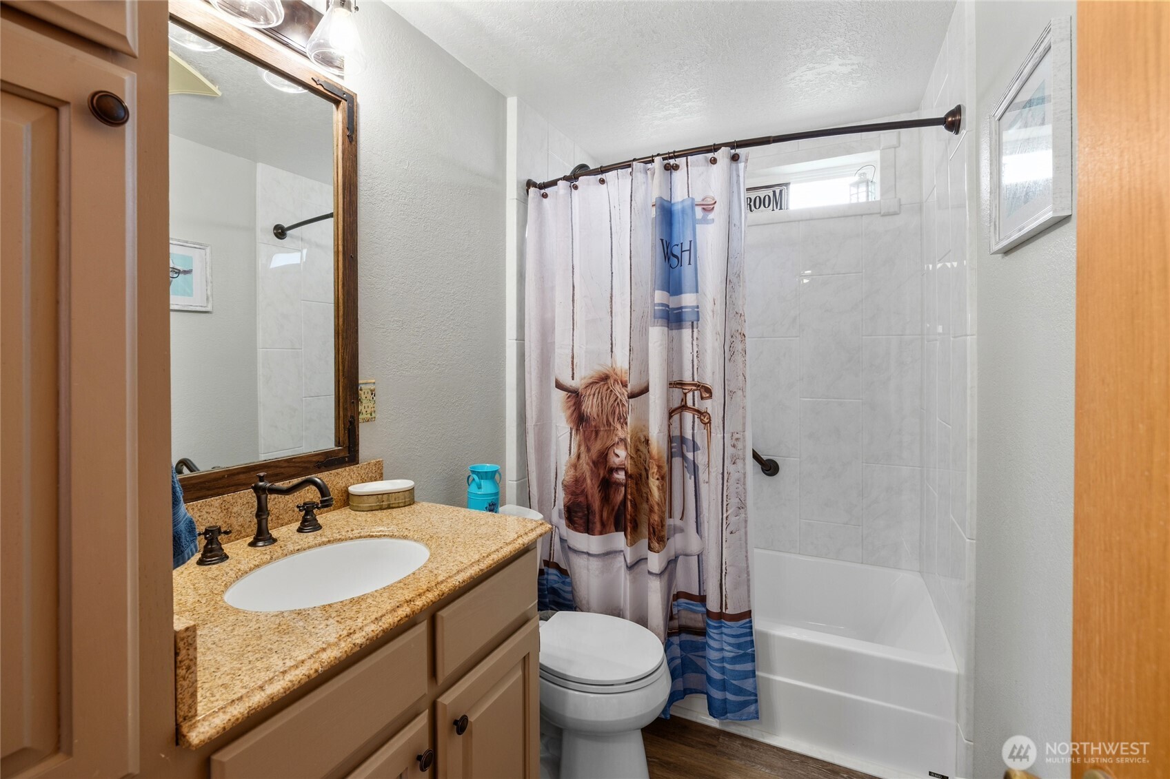 700 N Pierce Street Property Photo 21
