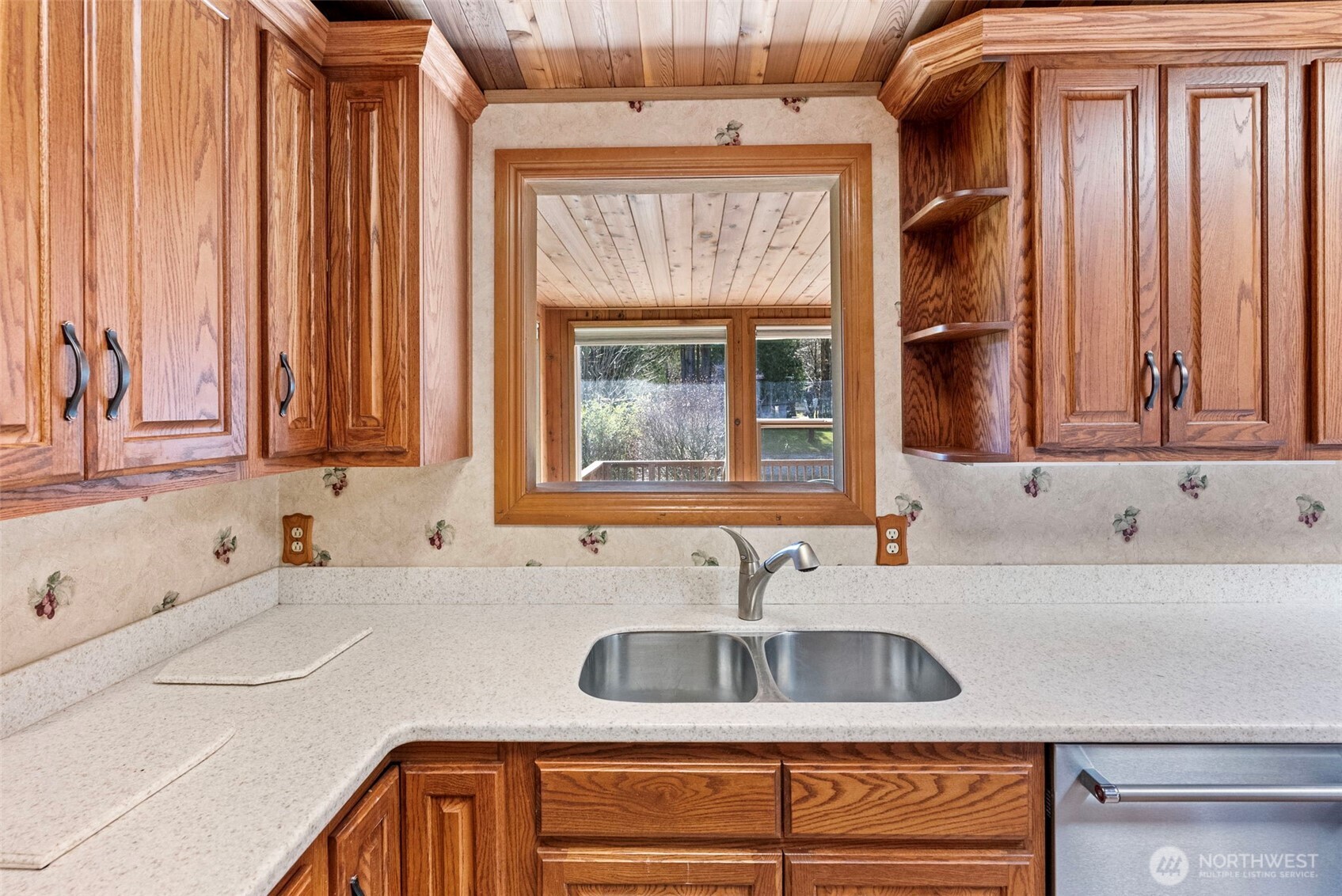 210 Kelly Road Property Photo 28