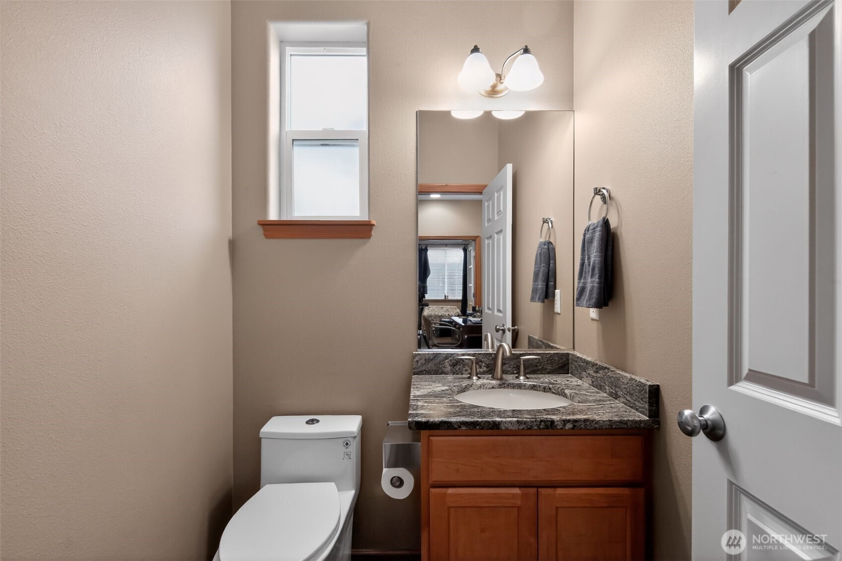 11221 Se 216th Street Property Photo 19