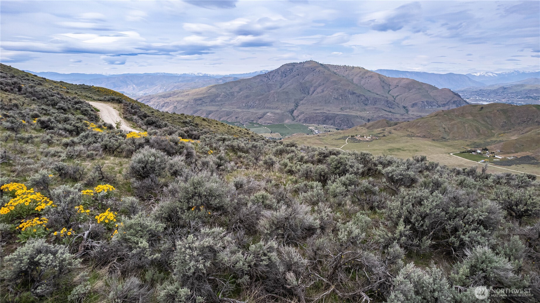 0 Chelan Hills Acres Tract Property Photo 3