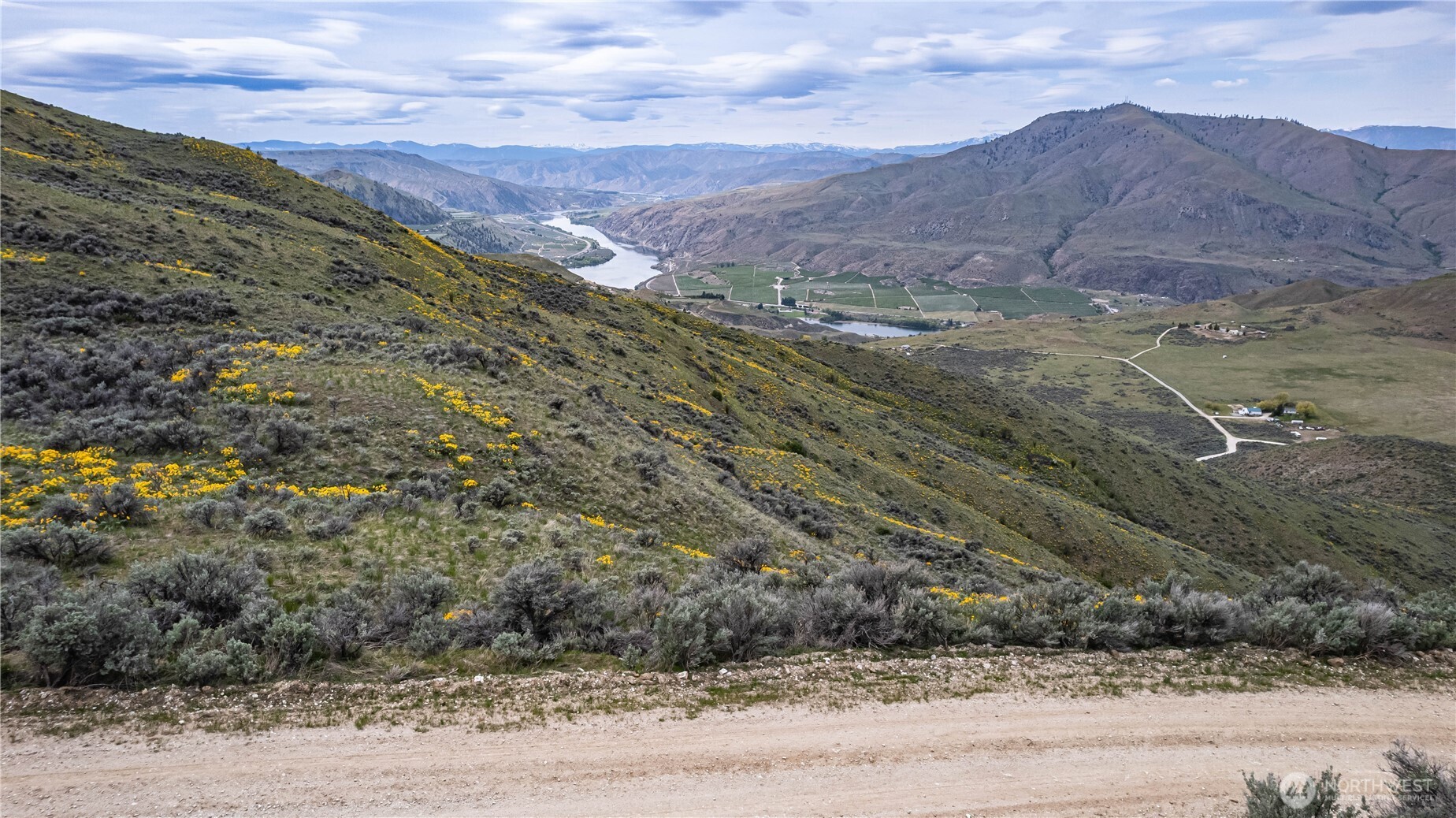 0 Chelan Hills Acres Tract Property Photo 9