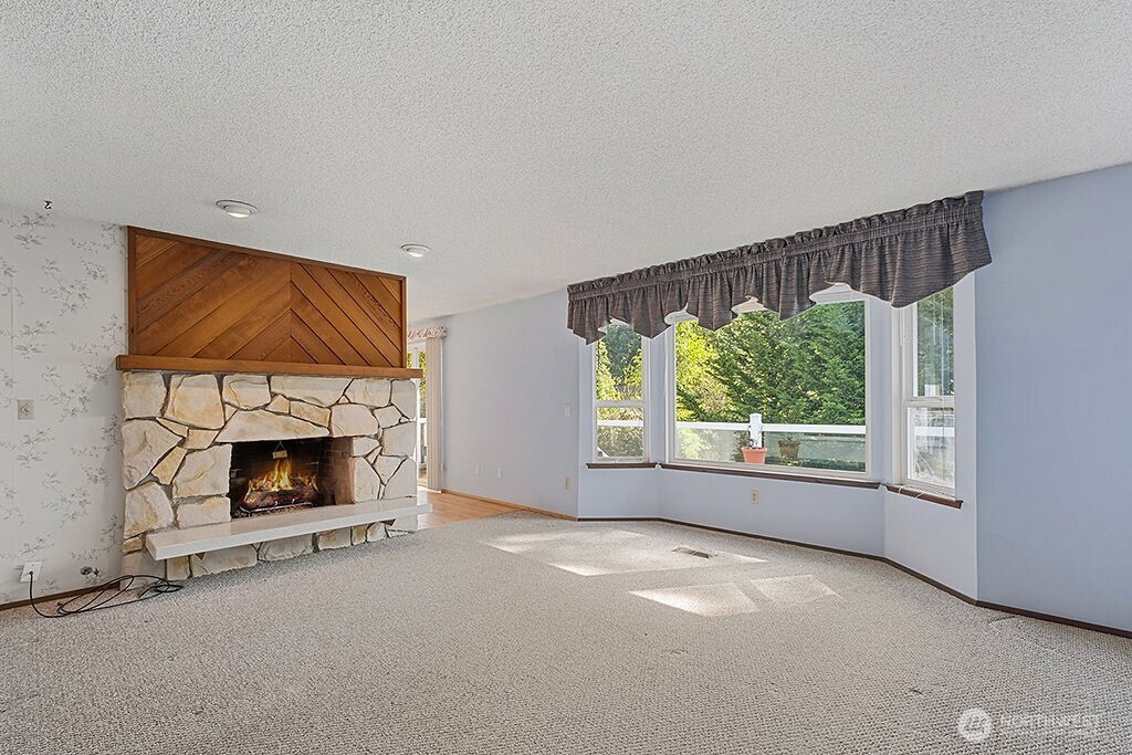 11213 98th Avenue Property Photo 4