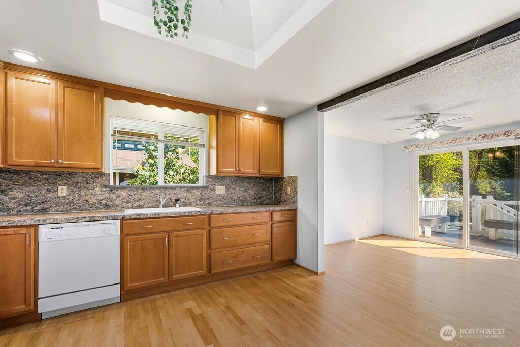 11213 98th Avenue Property Photo 9