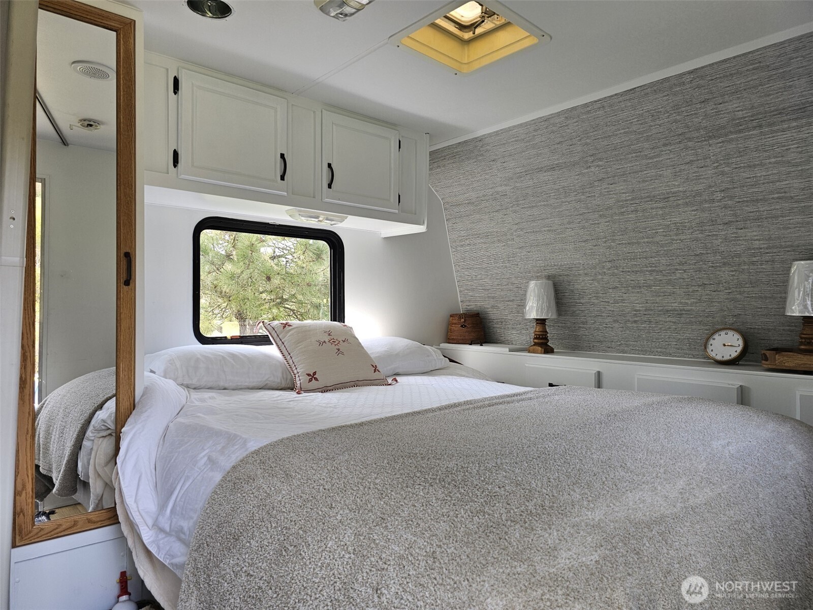 750 Iron Mountain Road Property Photo 16