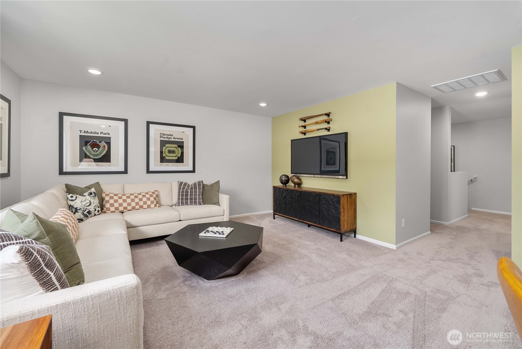 8707 62nd Court Property Photo 19