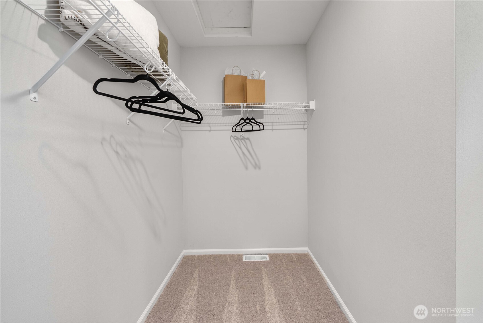 8707 62nd Court Property Photo 30