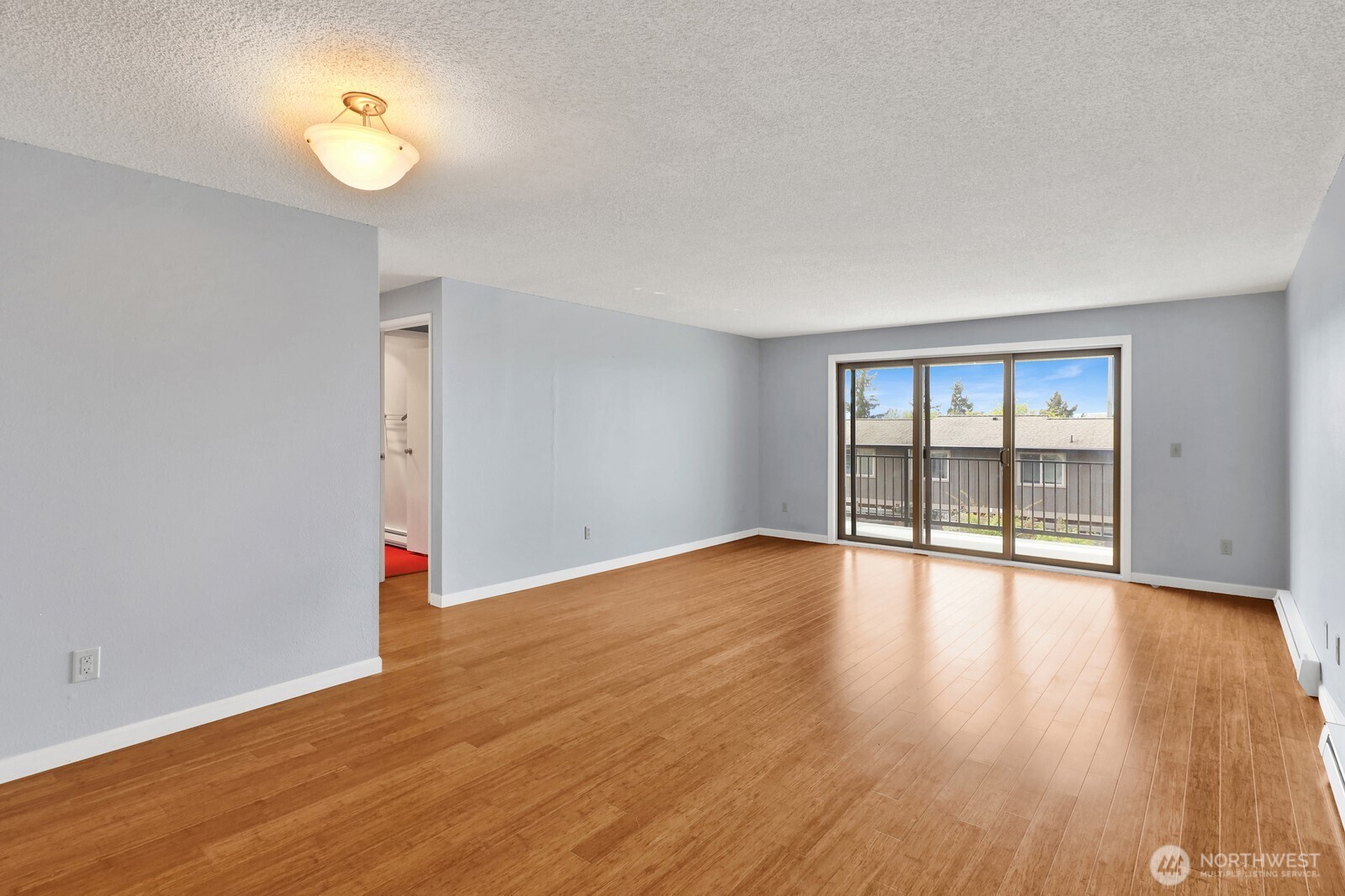 700 11th Street C4 Property Photo 3