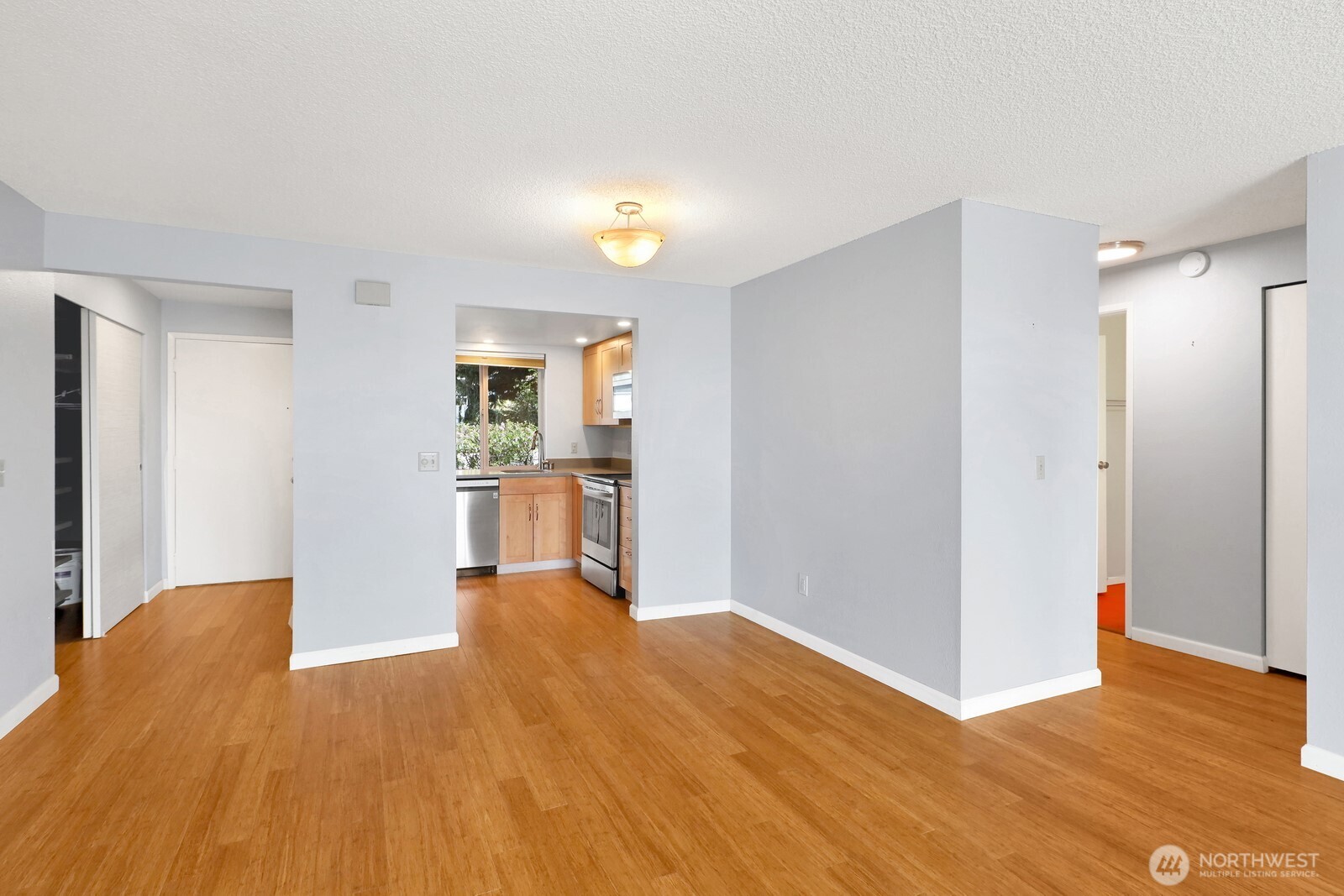 700 11th Street C4 Property Photo 9