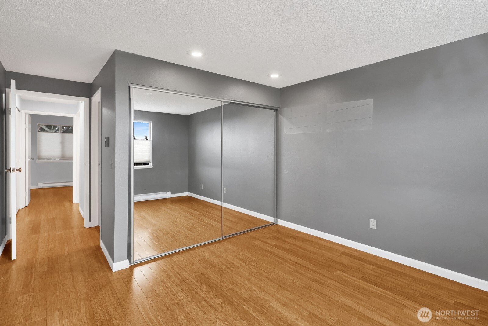 700 11th Street C4 Property Photo 14