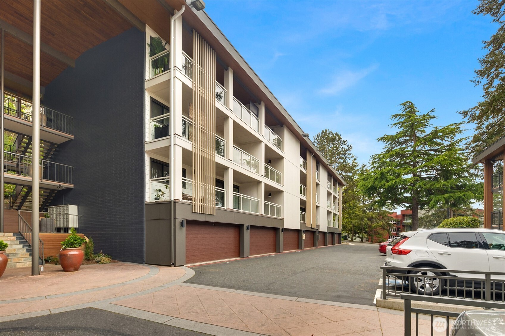 130 105th Avenue A-305 Property Photo 2