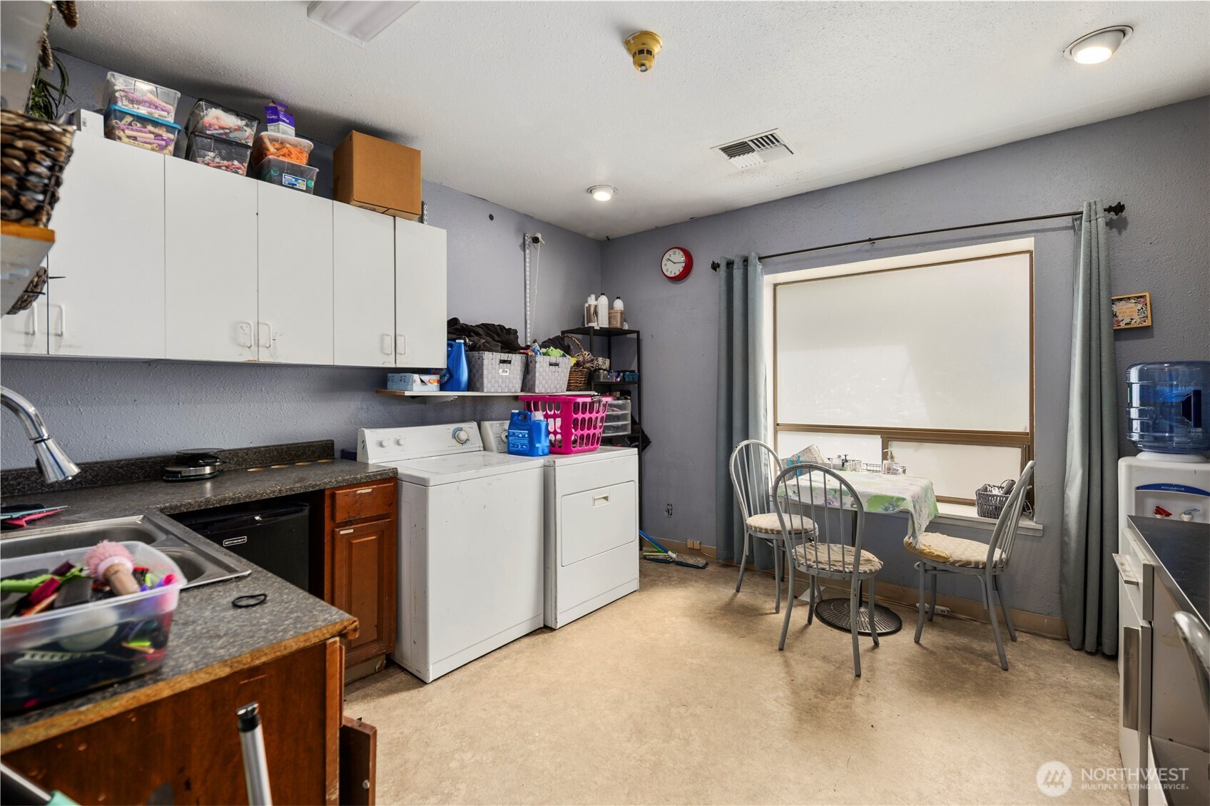 7439 Beverly Boulevard Property Photo 13