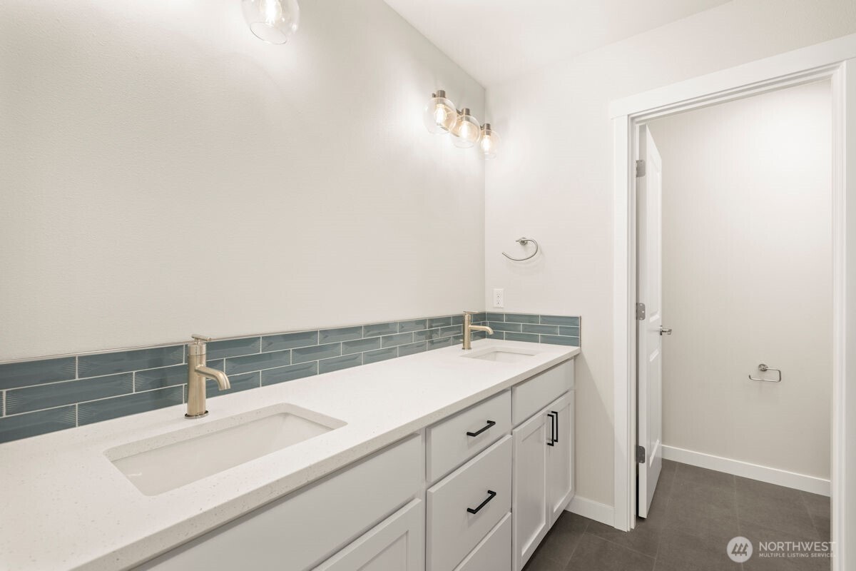 16823 Alder Way K2 Property Photo 27