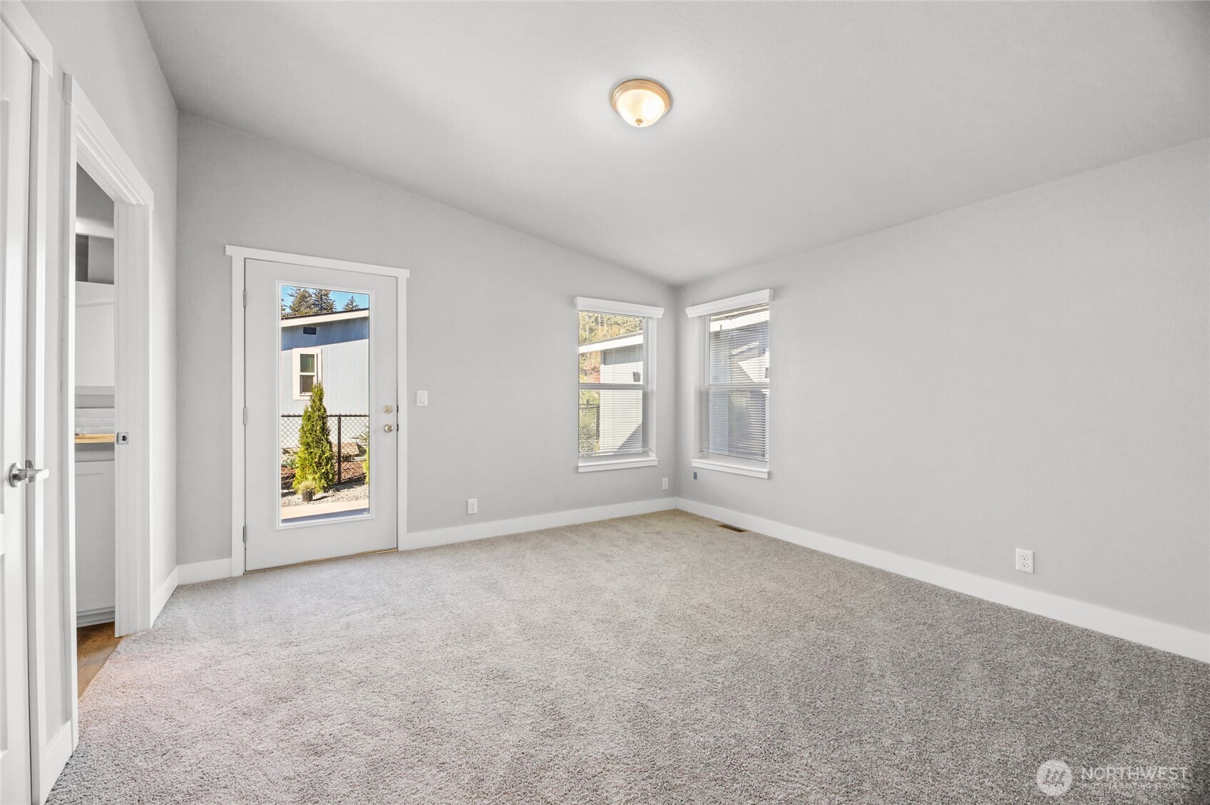 2126 Glacier Street 53 Property Photo 15
