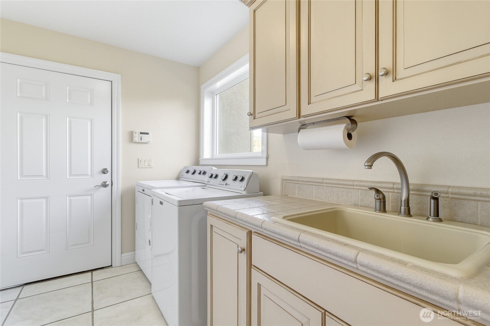 2578 Wainwright Place Property Photo 18