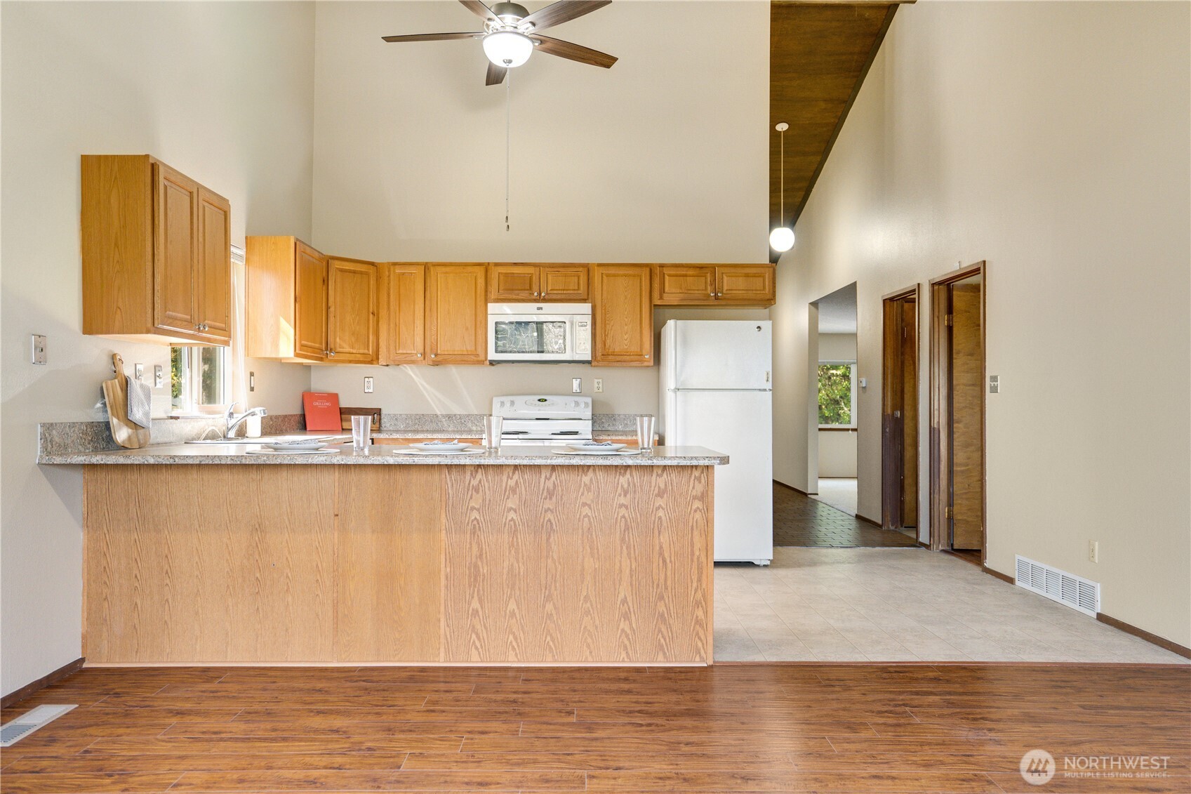 3023 Bridgeport Way B Property Photo 6
