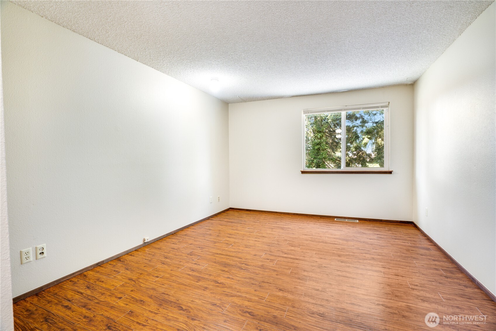3023 Bridgeport Way B Property Photo 17