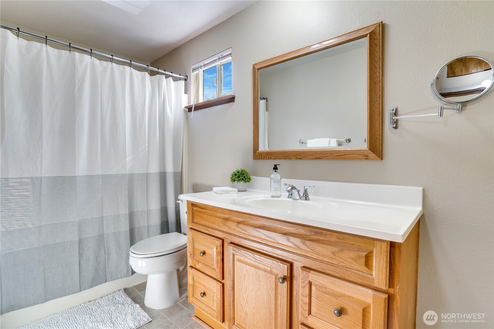 3023 Bridgeport Way B Property Photo 19