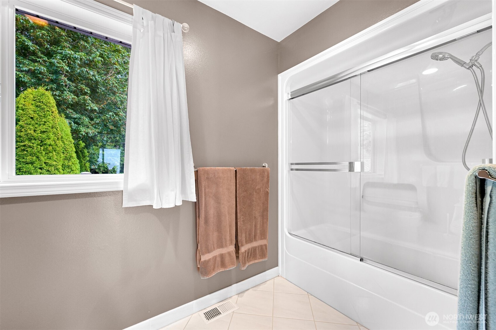 3145 Sunset Way Property Photo 26