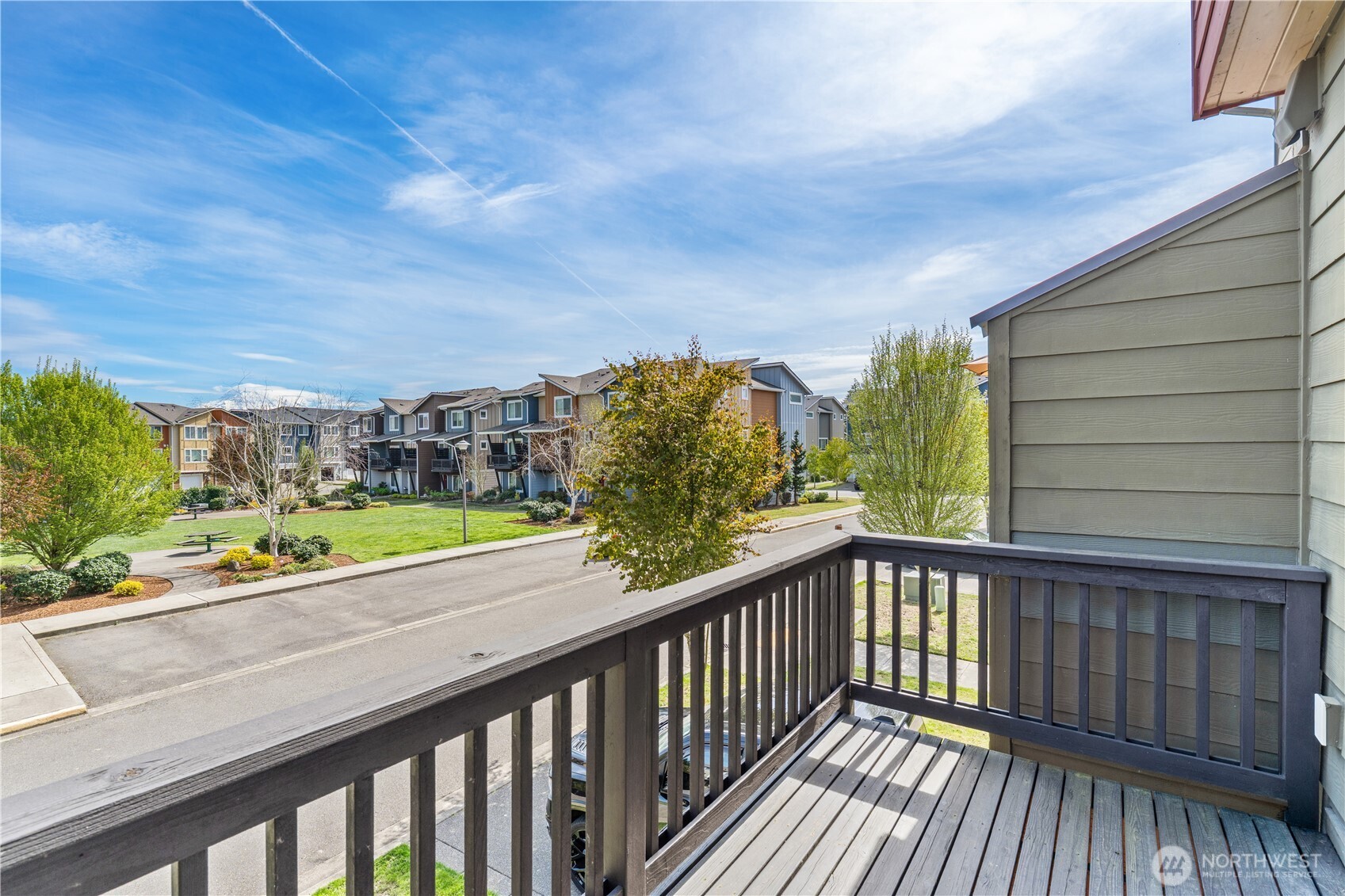 17410 118th Avenue Ct C Property Photo 4