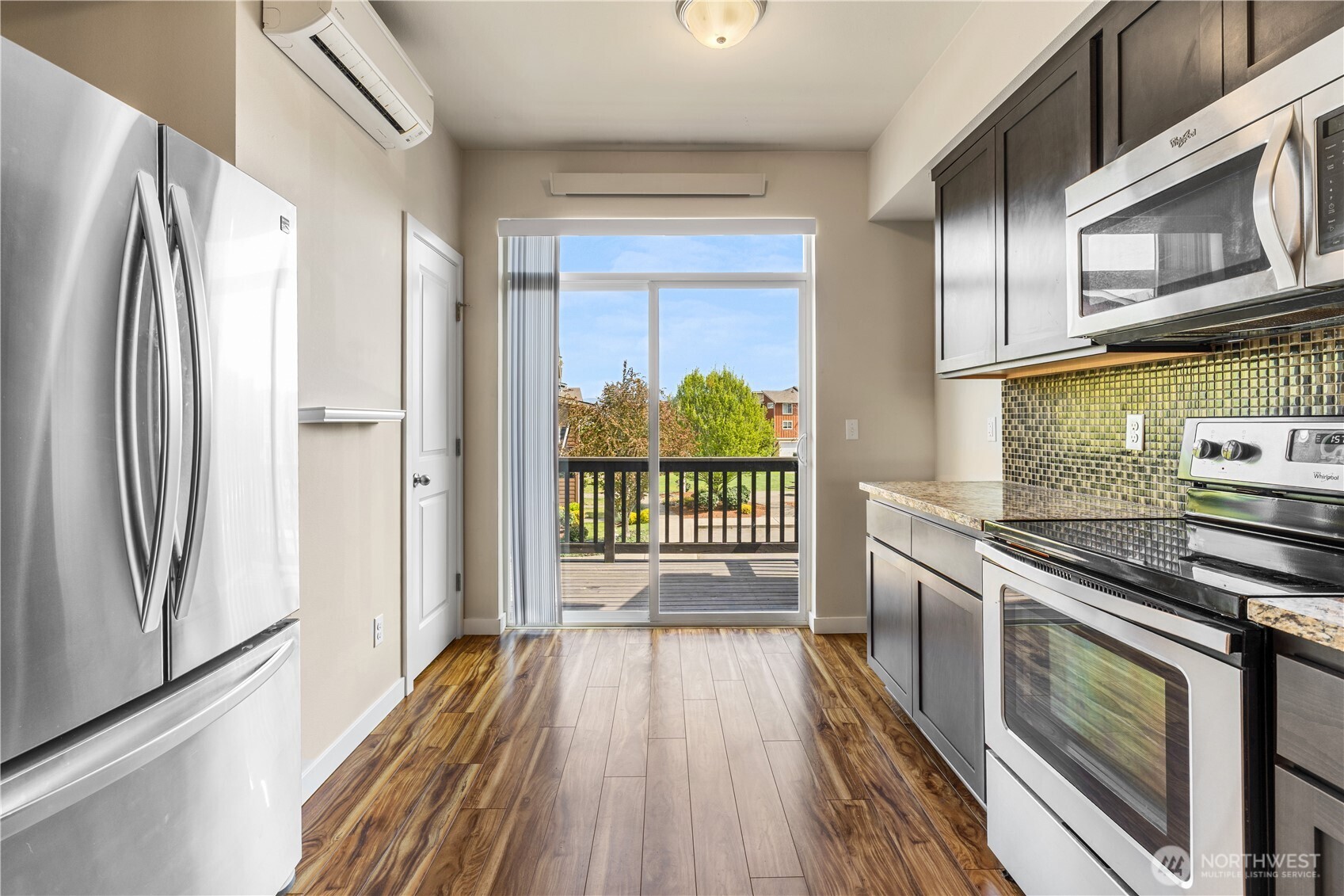 17410 118th Avenue Ct C Property Photo 6