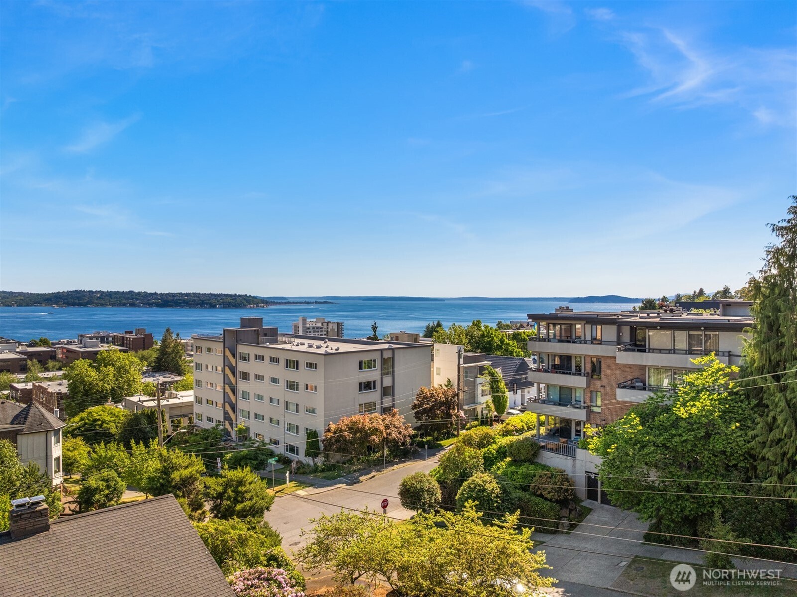 1012 2nd Avenue Property Photo 6