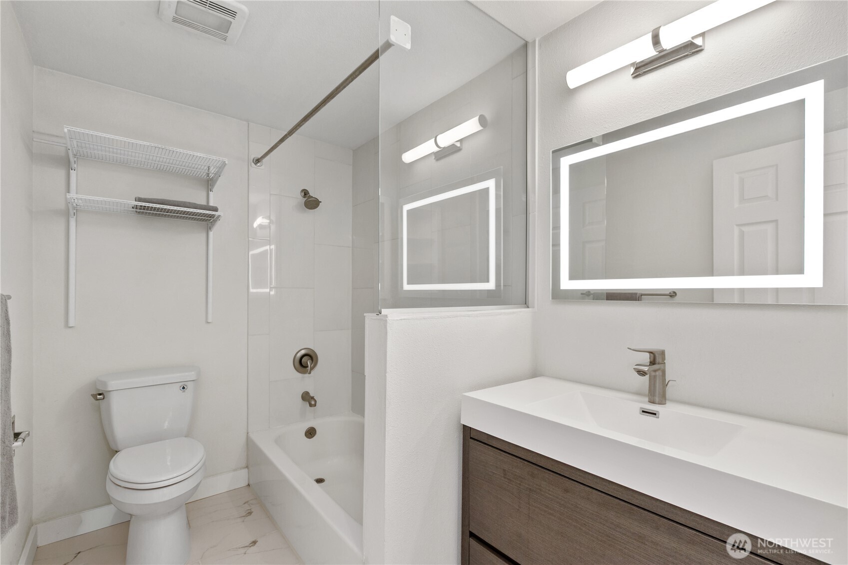 12056 15th Avenue 404 Property Photo 18