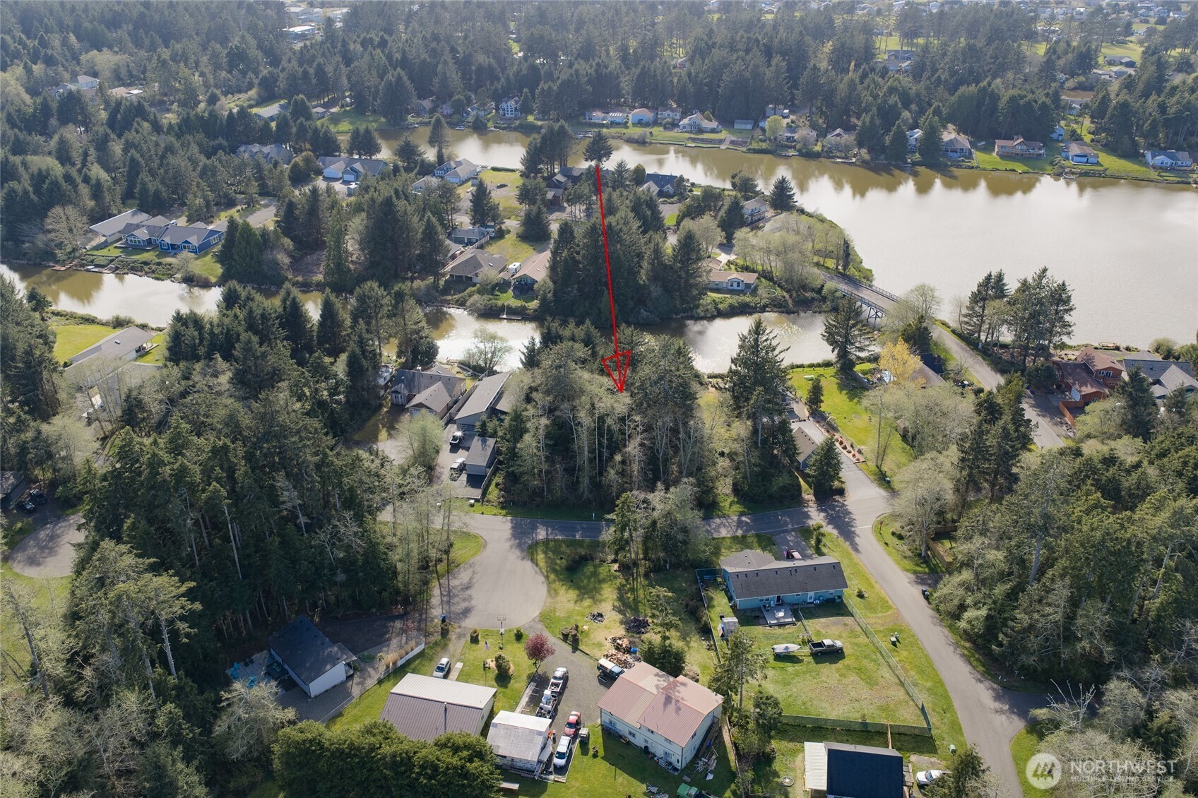 189 Duck Lake Drive Property Photo 11
