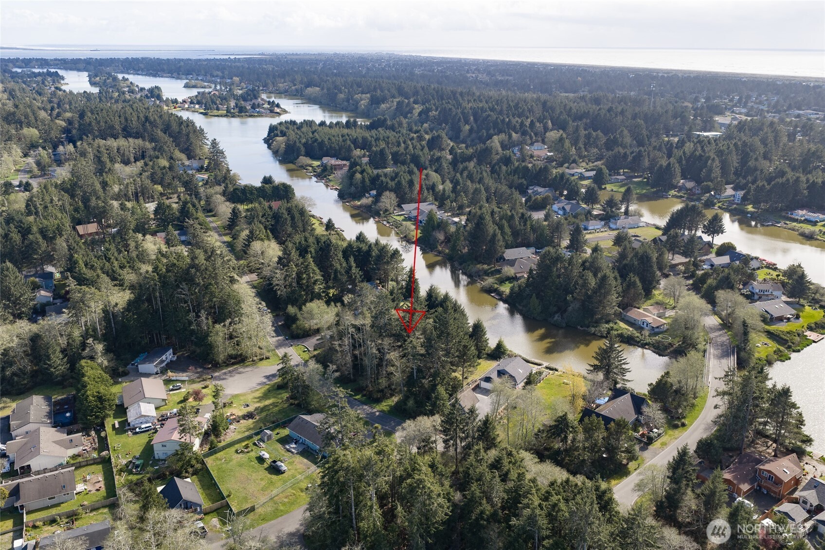 189 Duck Lake Drive Property Photo 12