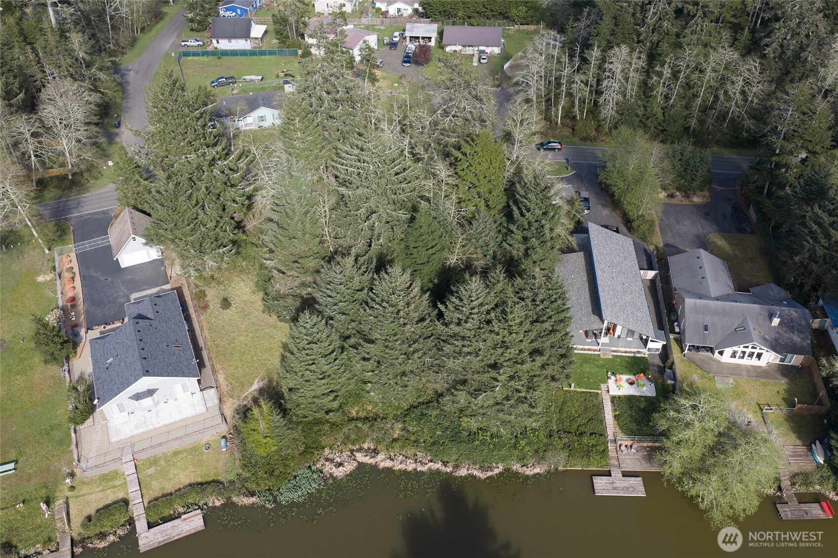 189 Duck Lake Drive Property Photo 20
