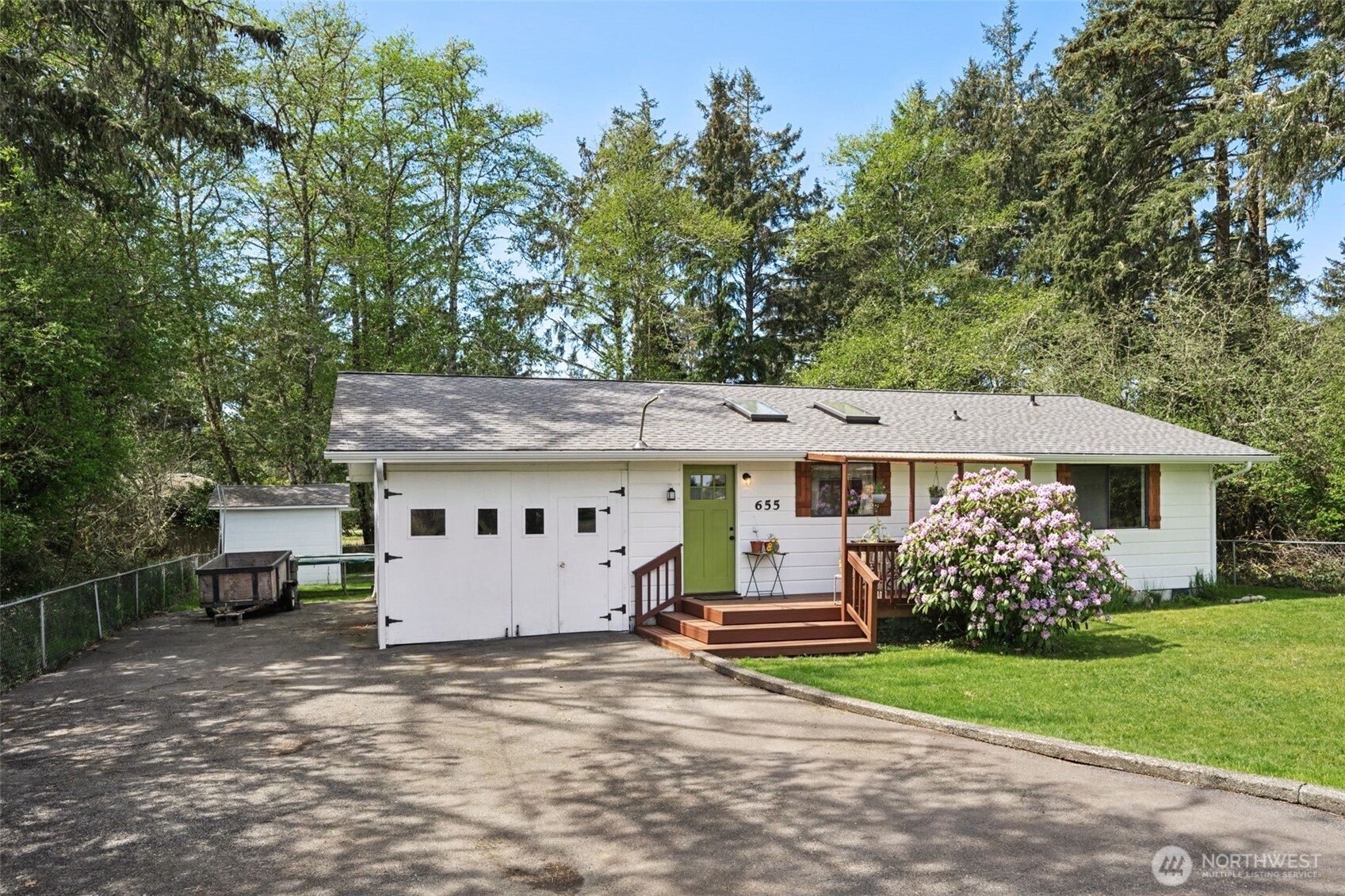655 Mt Olympus Avenue Property Photo 2