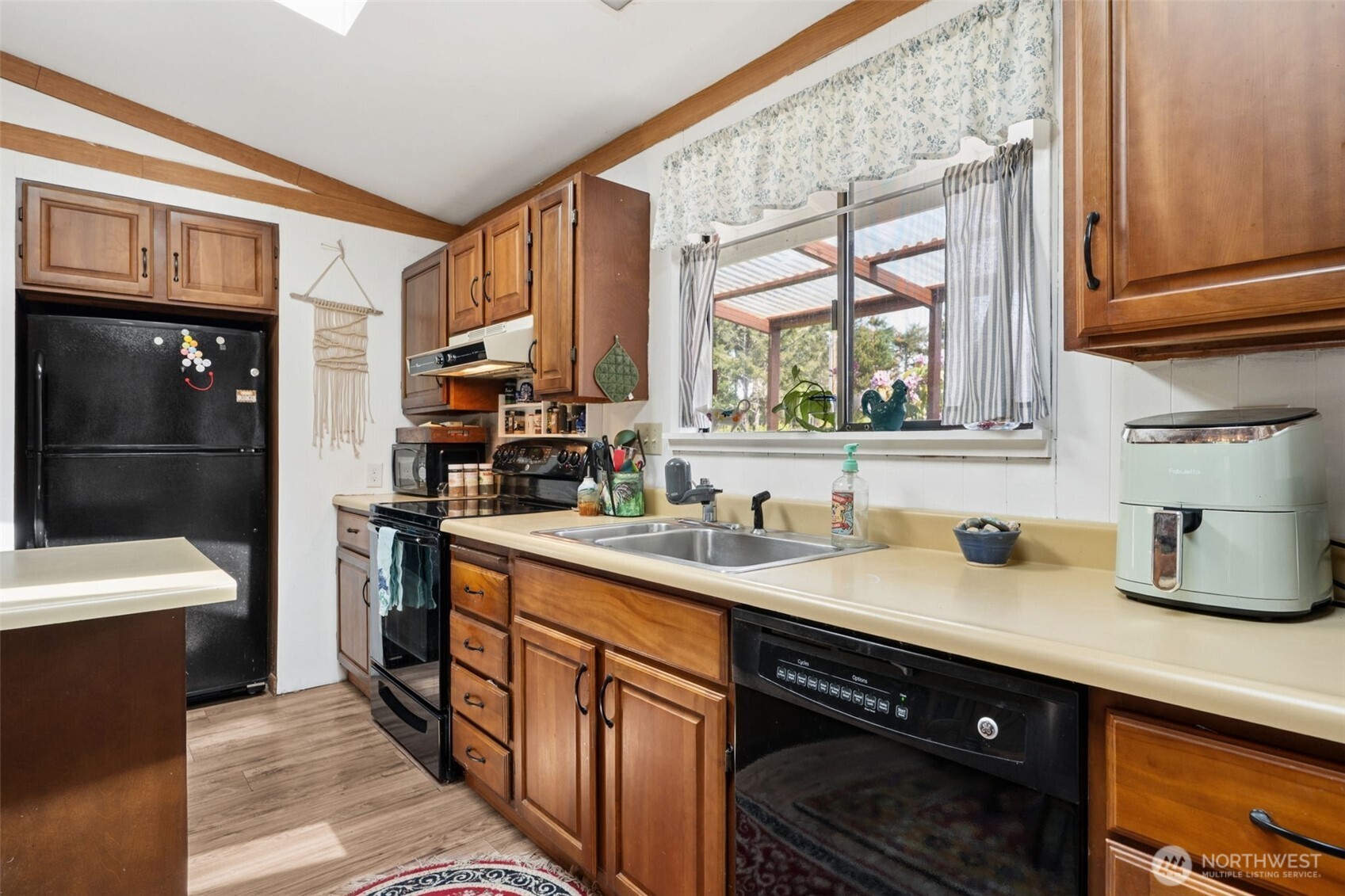 655 Mt Olympus Avenue Property Photo 13