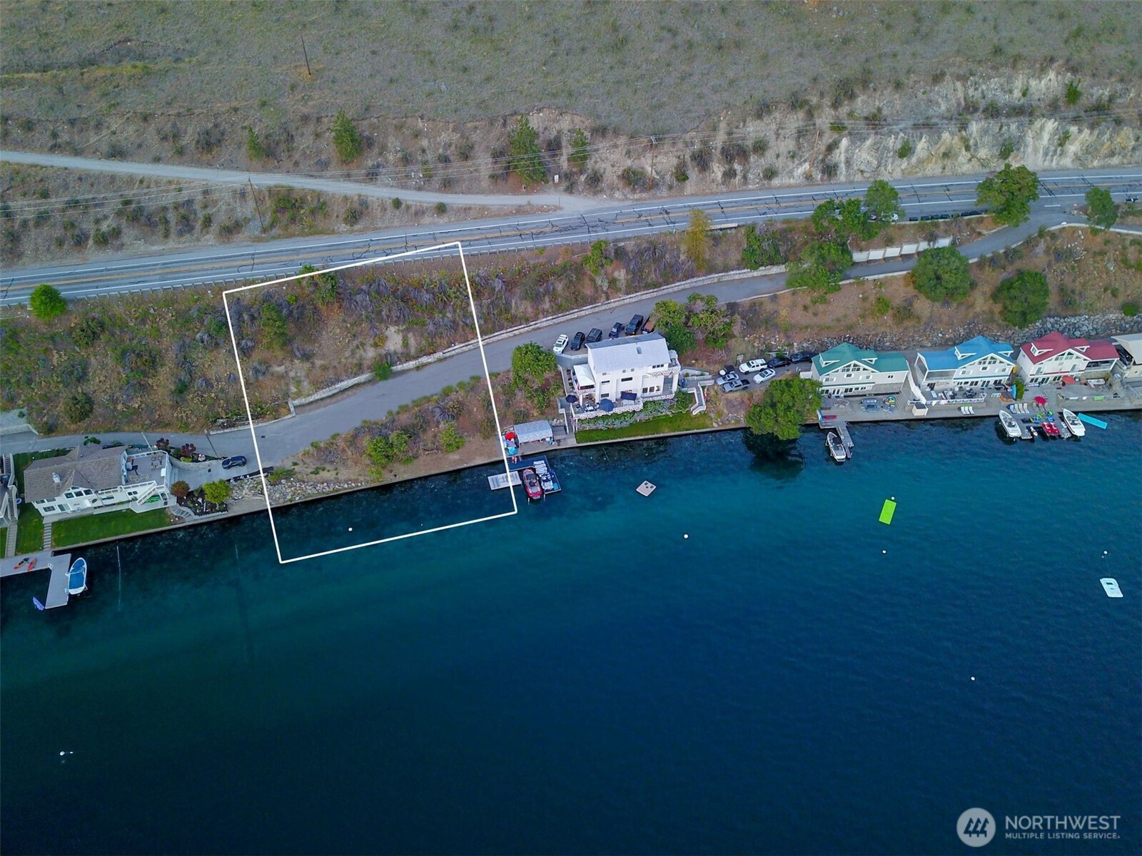 2650 S Lakeshore Road Property Photo 2