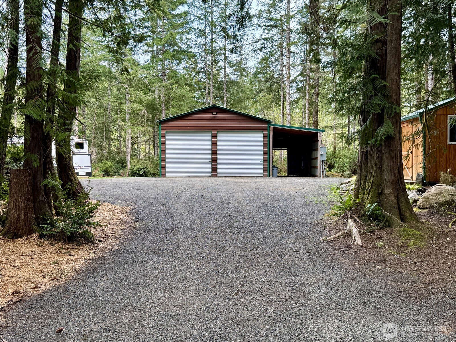 151 E Horine Way Property Photo 2